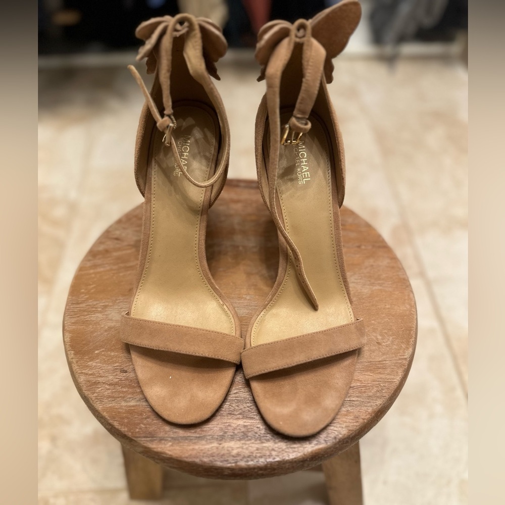Tan Heels